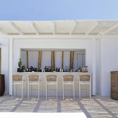 Livin Mykonos - Adults Only מלון 3*