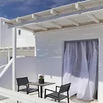 Livin Mykonos - Adults Only By Mr And Mrs White 3* Mykonos Town